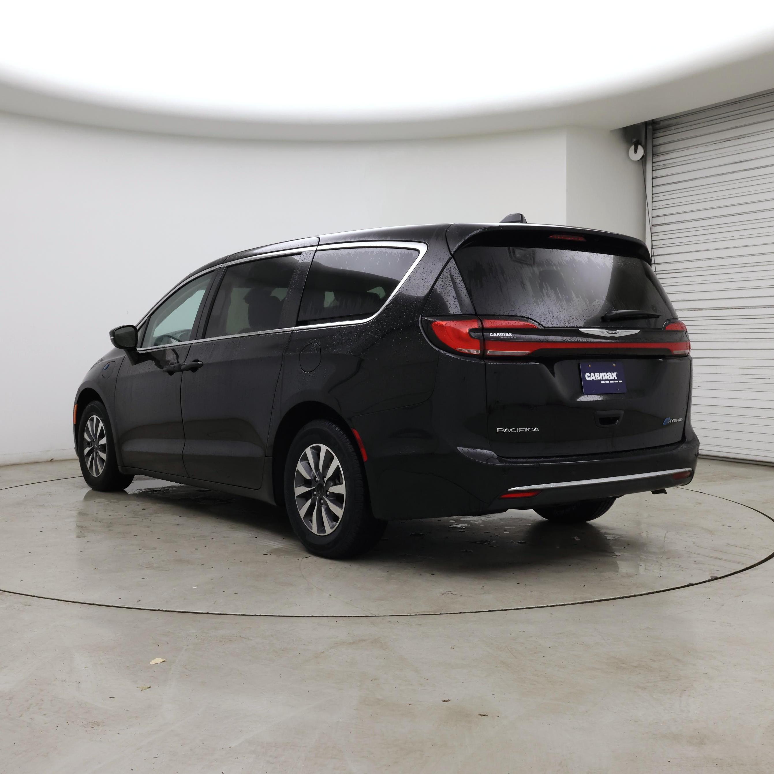 Thumbnail: 2024 Chrysler Pacifica - 2