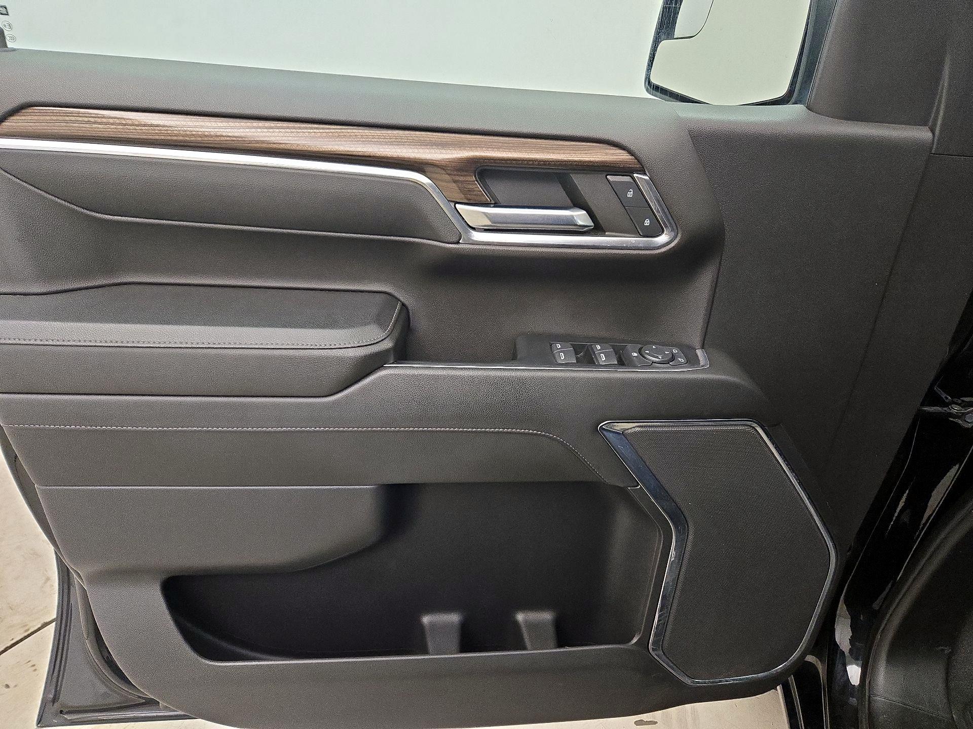 Thumbnail: 2023 Chevrolet Silverado 1500 - 12