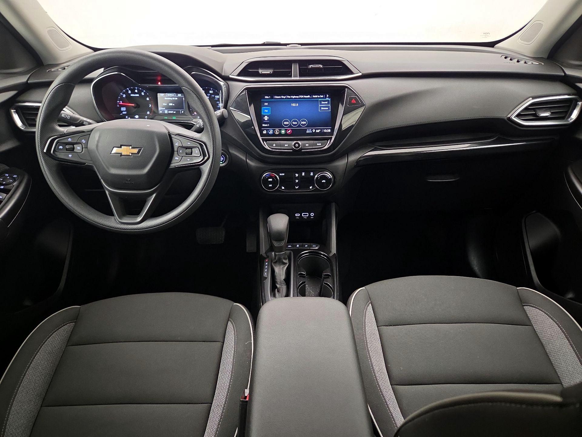 Thumbnail: 2023 Chevrolet TrailBlazer - 9