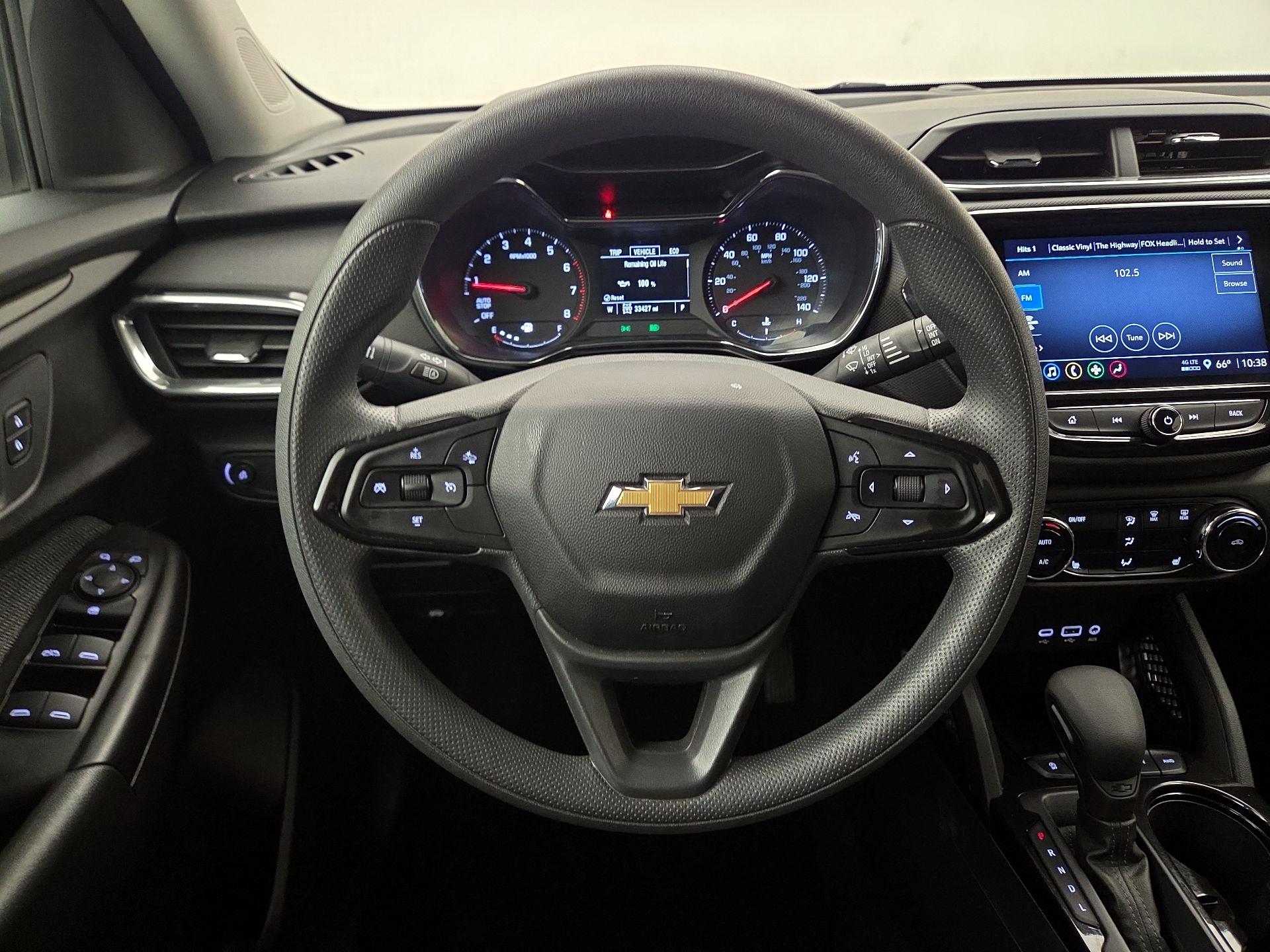Thumbnail: 2023 Chevrolet TrailBlazer - 10