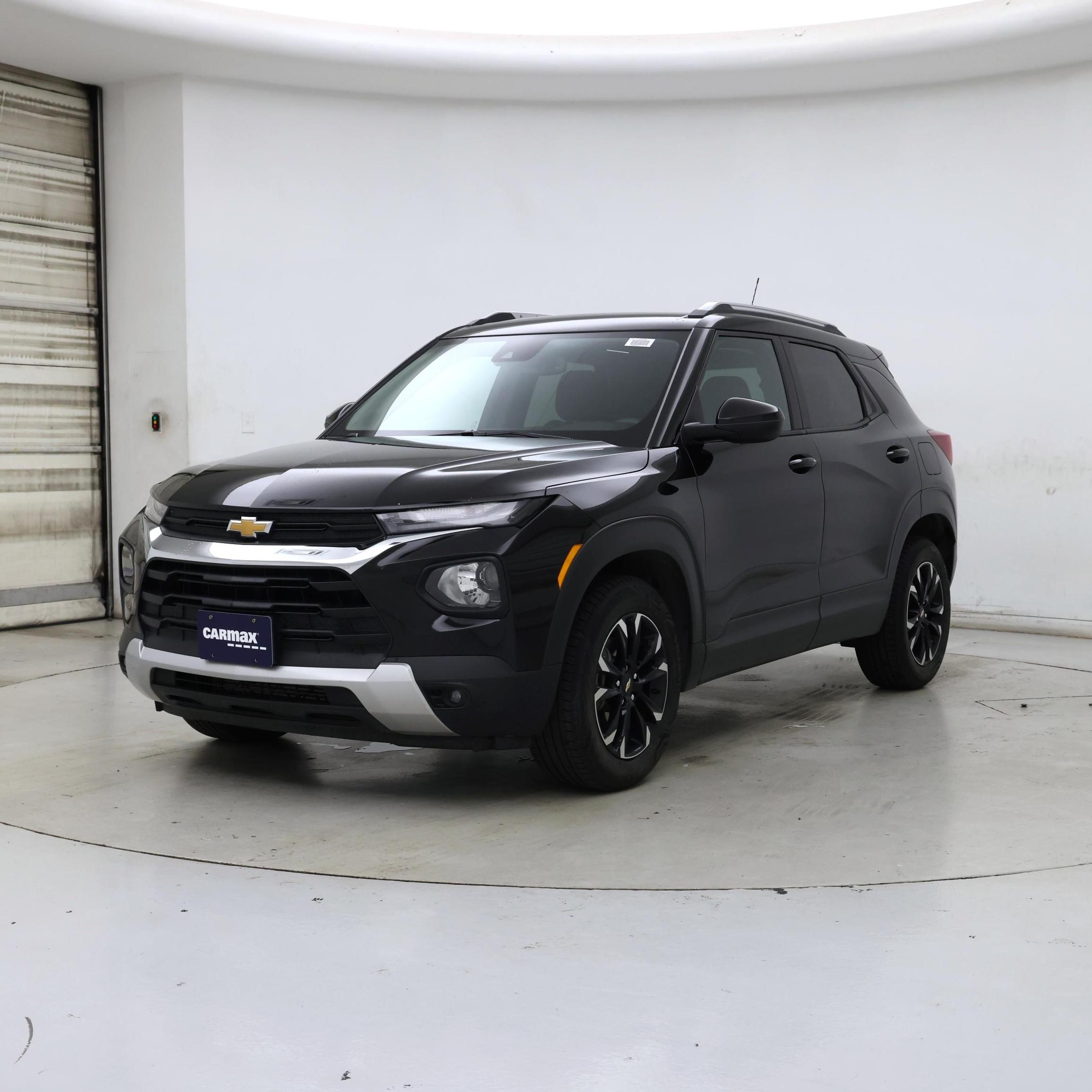 Thumbnail: 2023 Chevrolet TrailBlazer - 4