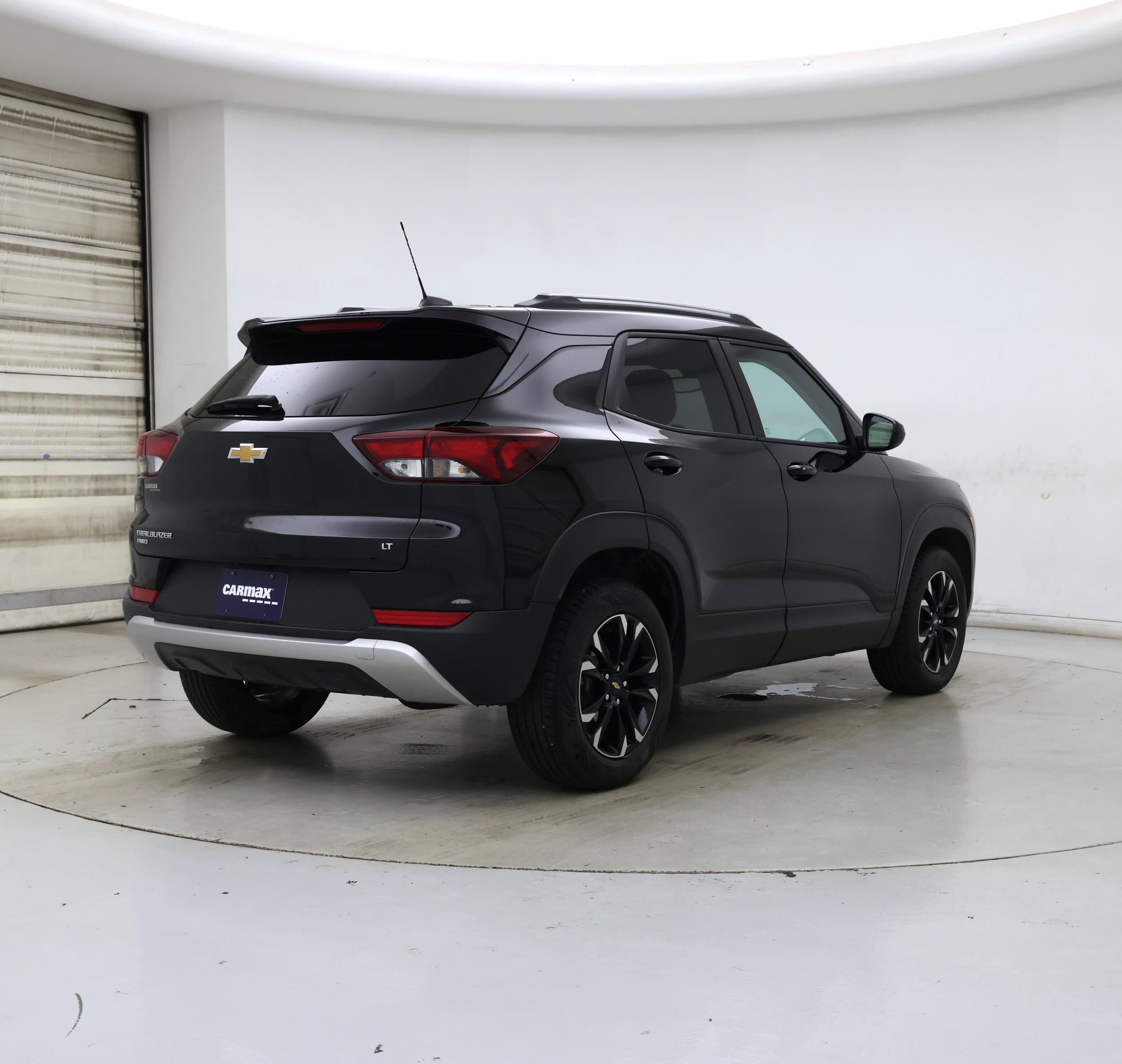 Thumbnail: 2023 Chevrolet TrailBlazer - 8