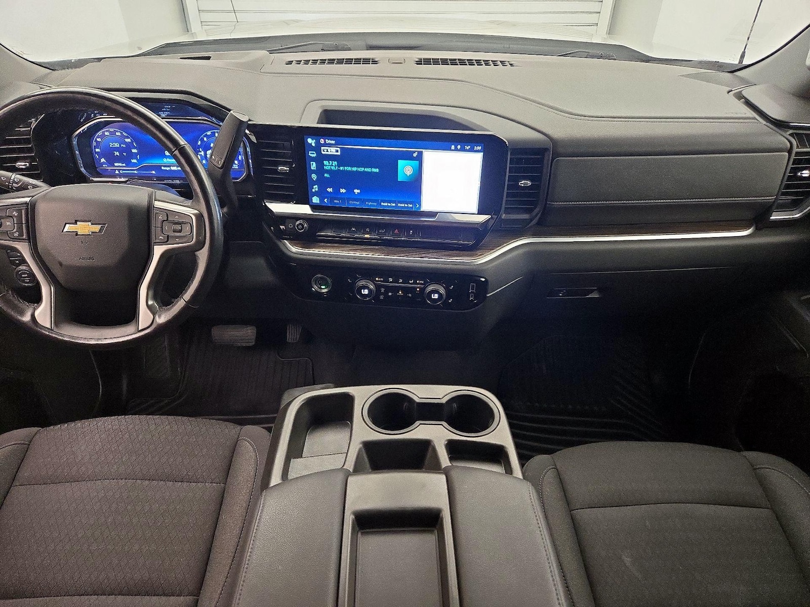 2022 Chevrolet Silverado 1500 LT - Photo 10