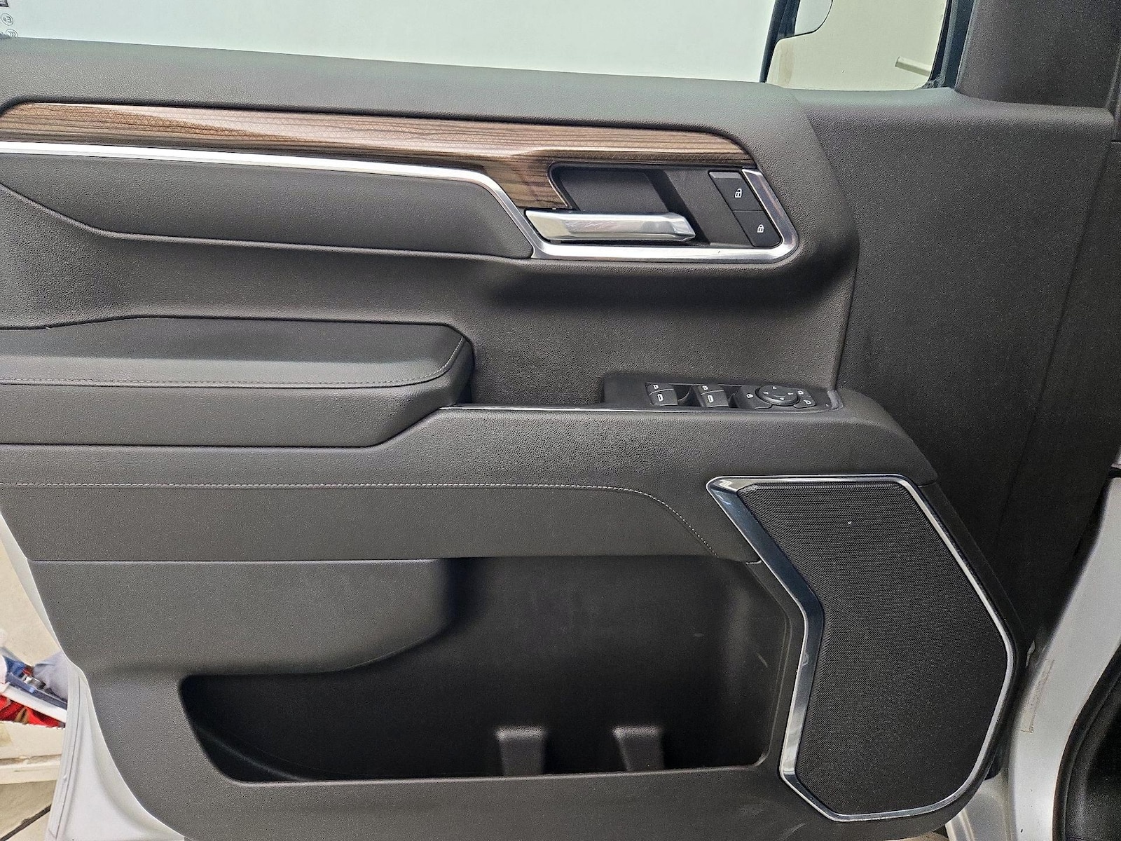 2022 Chevrolet Silverado 1500 LT - Photo 13