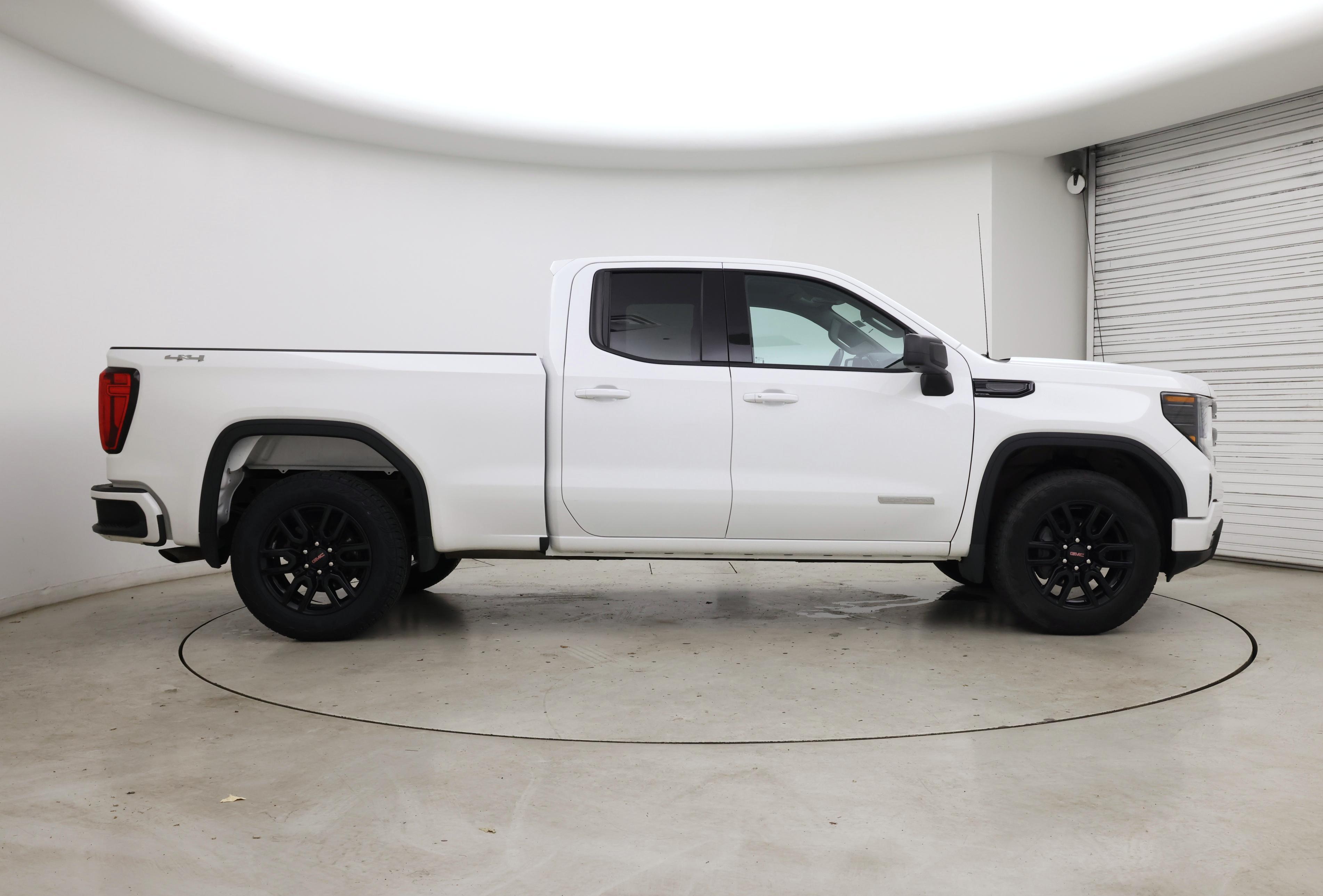 Thumbnail: 2024 GMC Sierra 1500 - 7