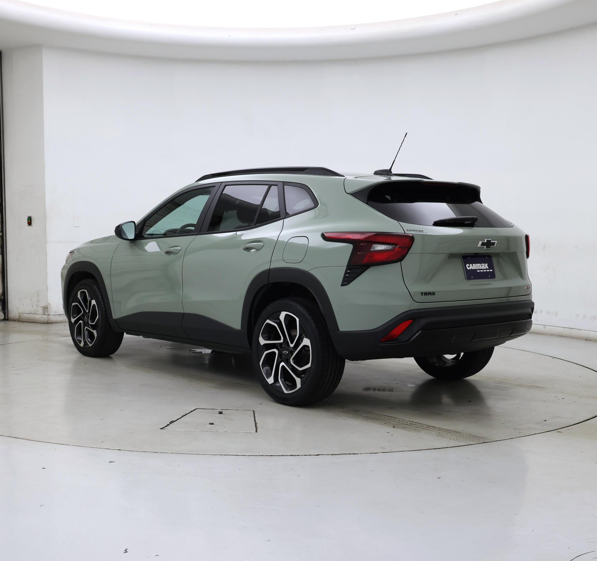 Thumbnail: 2024 Chevrolet Trax - 2