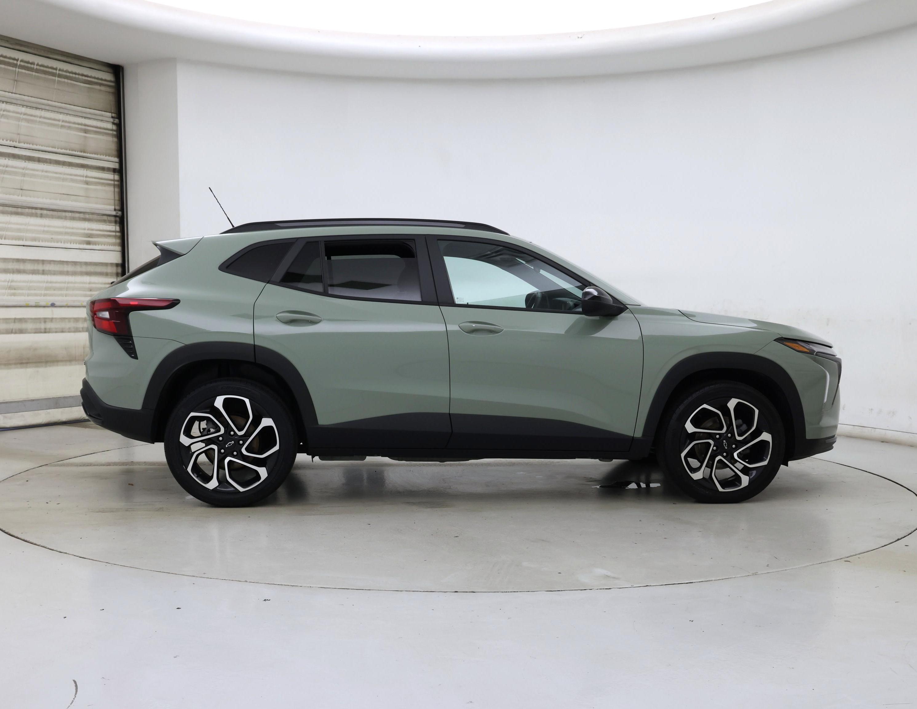 Thumbnail: 2024 Chevrolet Trax - 7