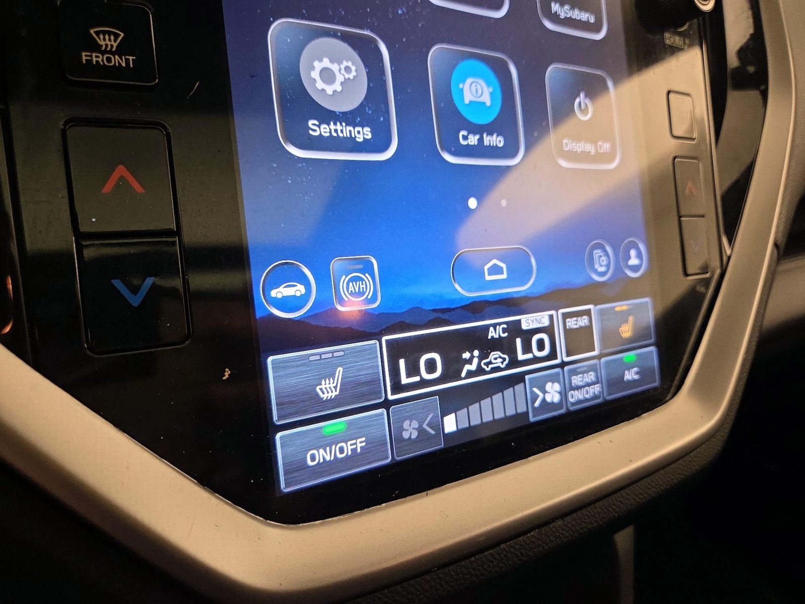 2023 Subaru Ascent Limited - Photo 18