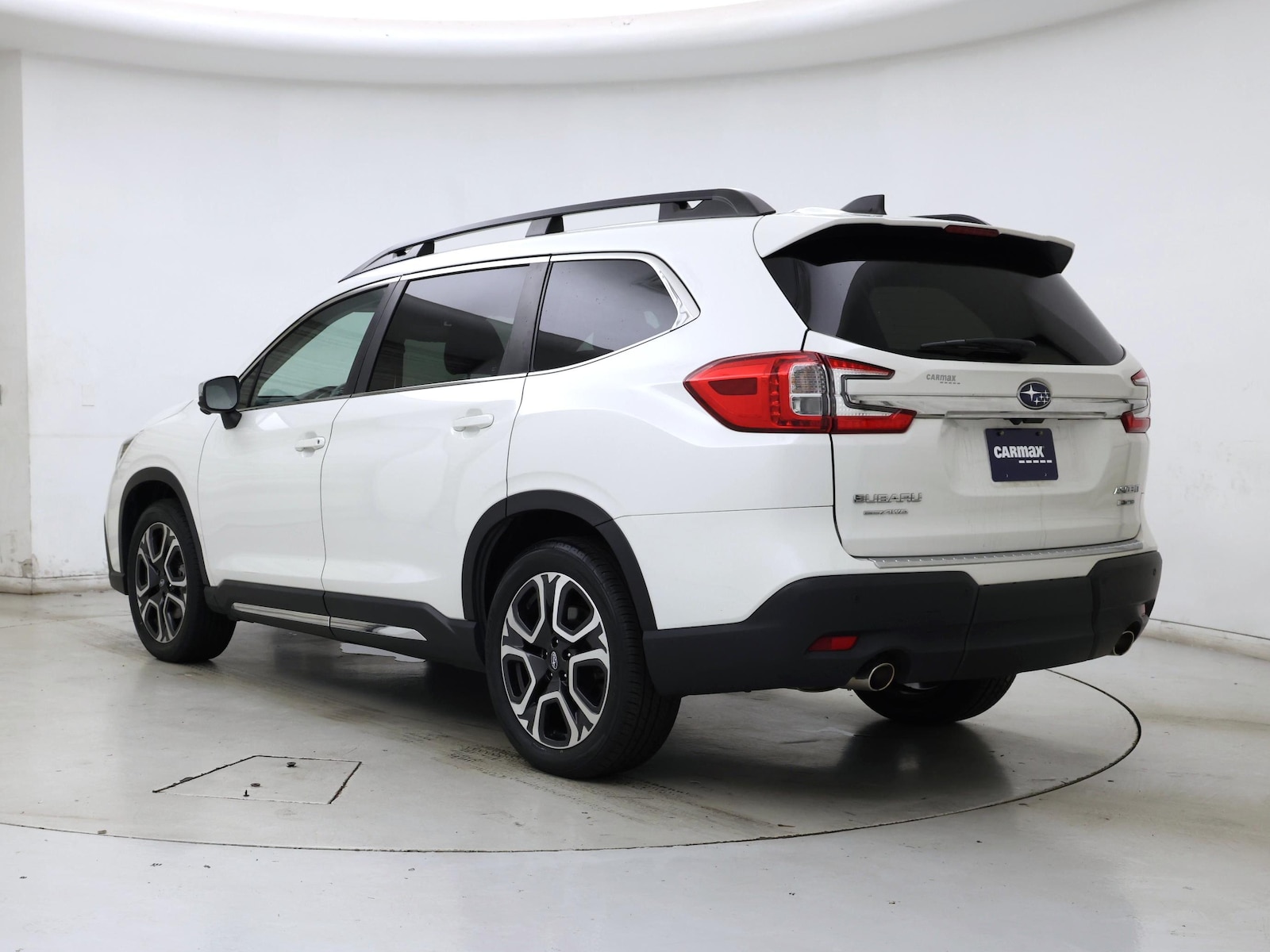 2023 Subaru Ascent Limited - Photo 3
