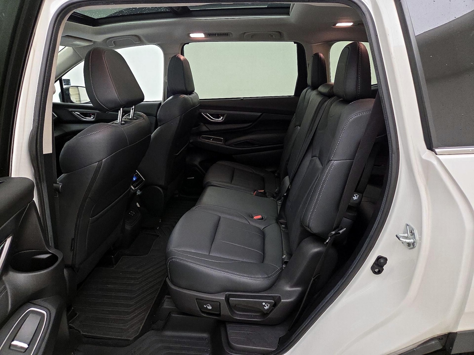 2023 Subaru Ascent Limited - Photo 22