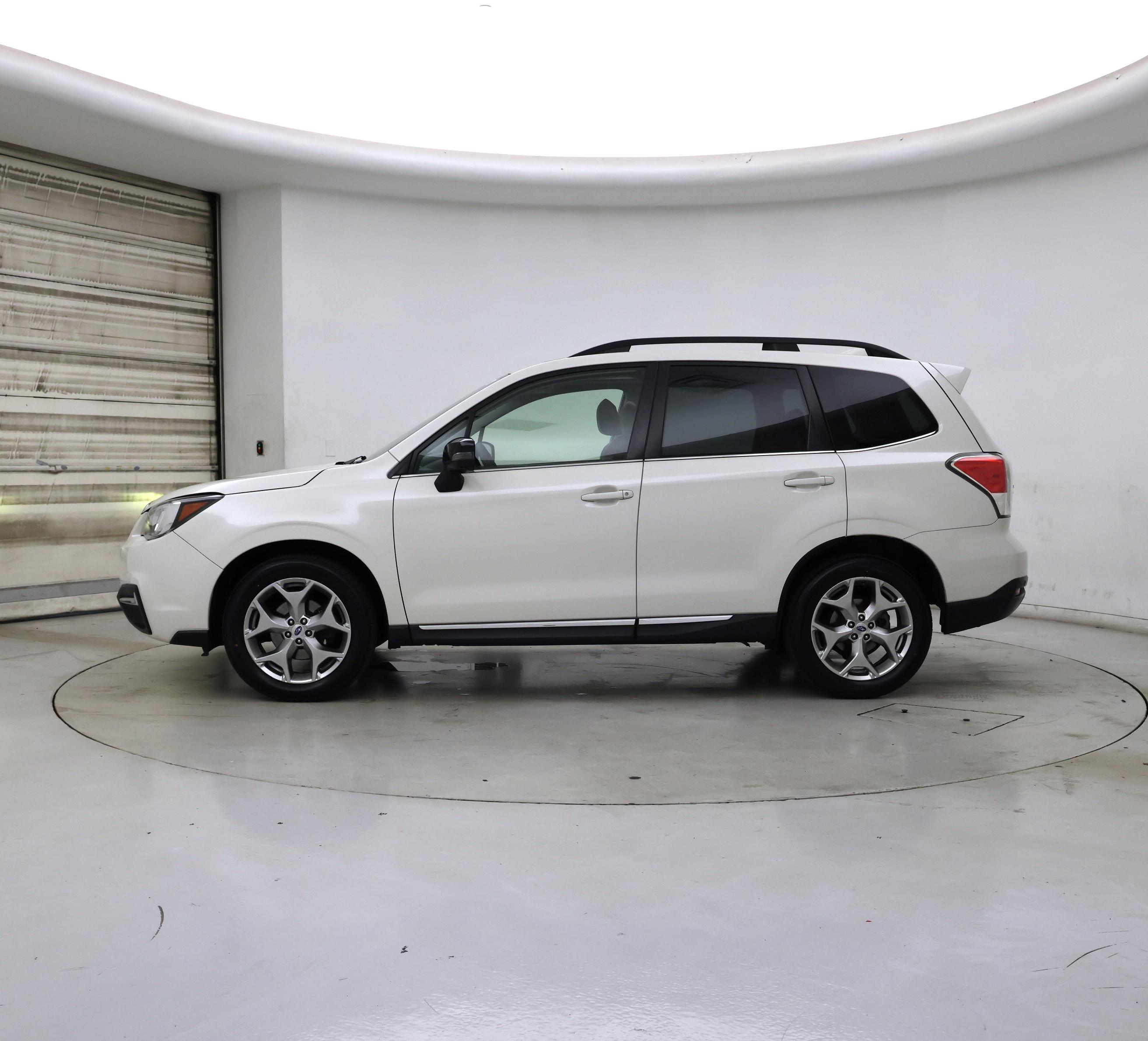 Thumbnail: 2018 Subaru Forester - 3