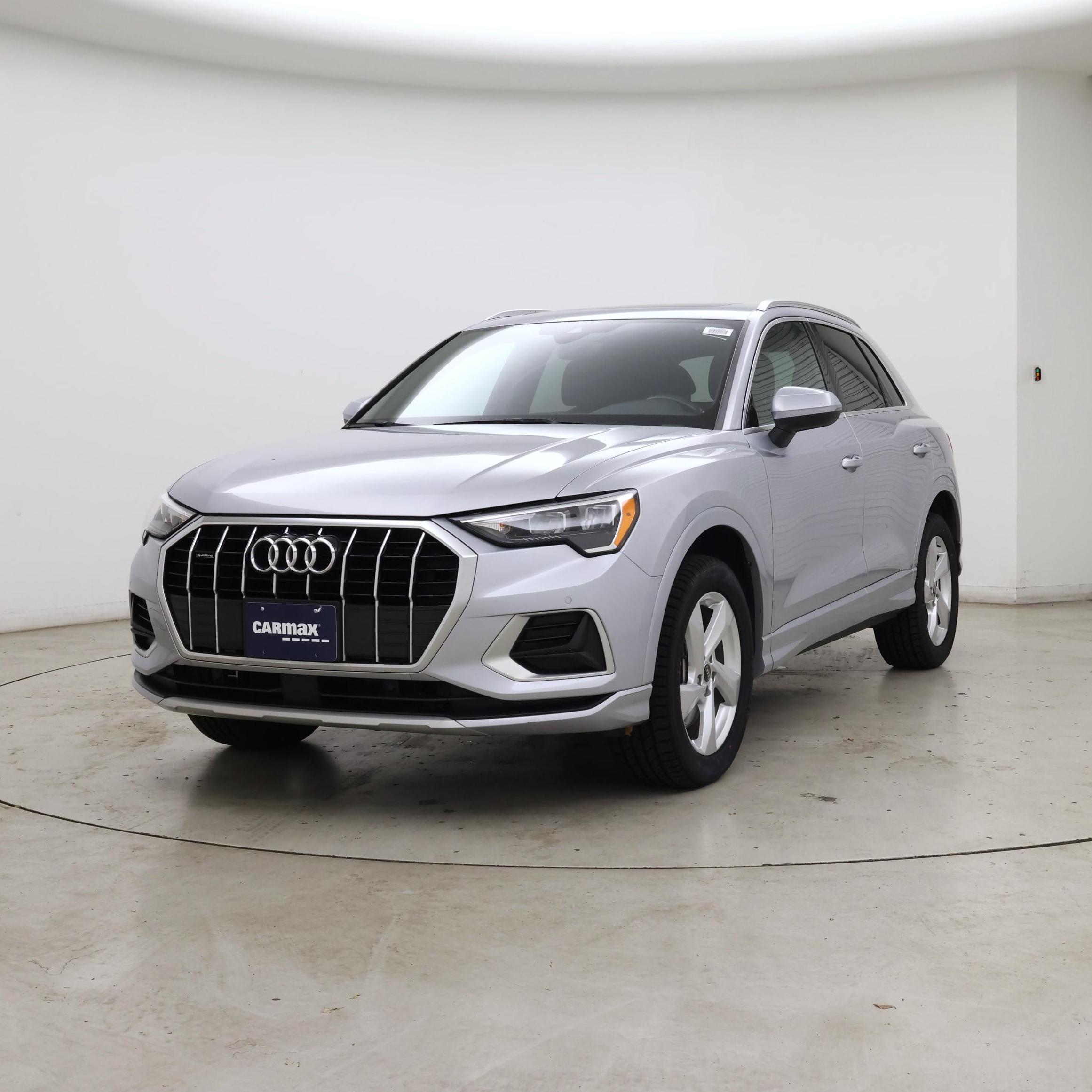 Thumbnail: 2022 Audi Q3 - 4
