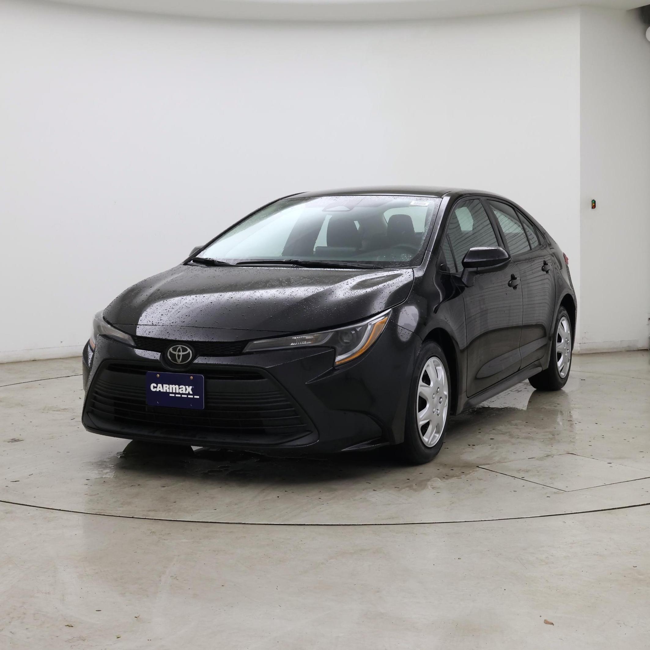 Thumbnail: 2023 Toyota Corolla - 4