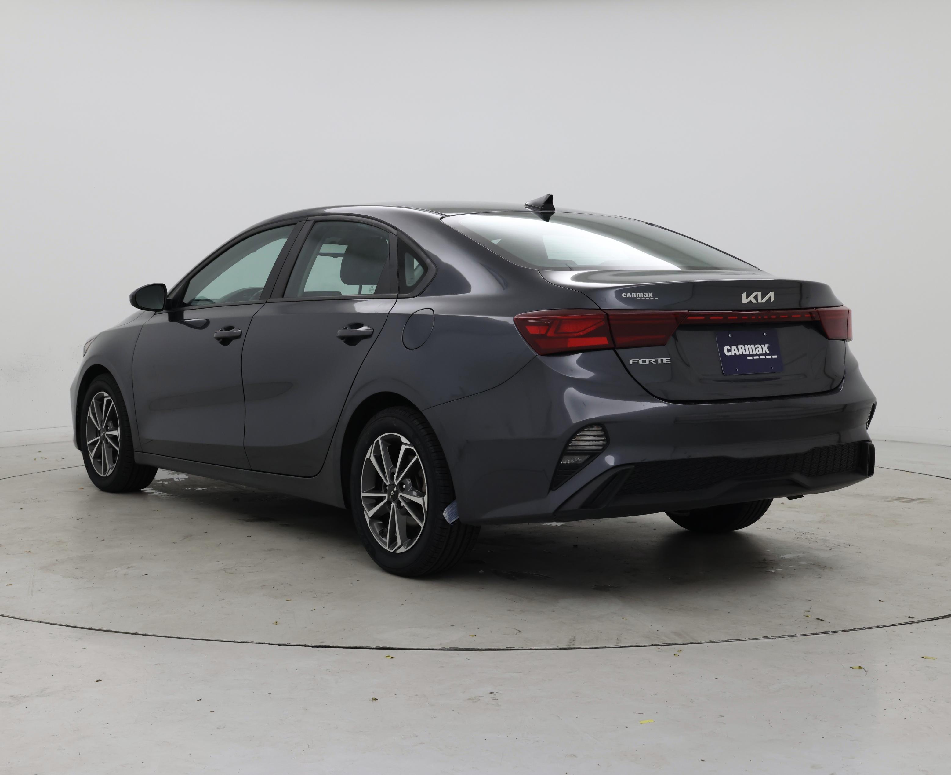 Thumbnail: 2022 Kia Forte - 2