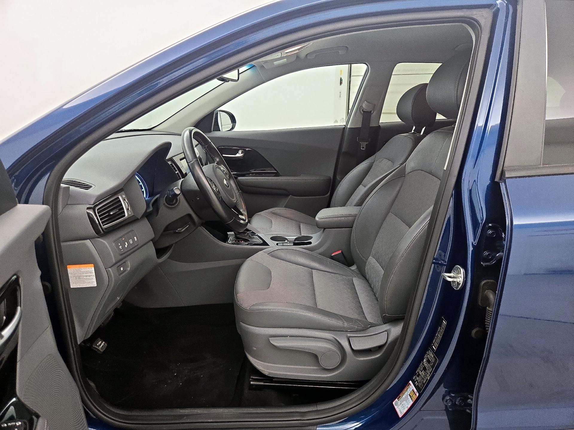 Thumbnail: 2019 Kia Niro - 11