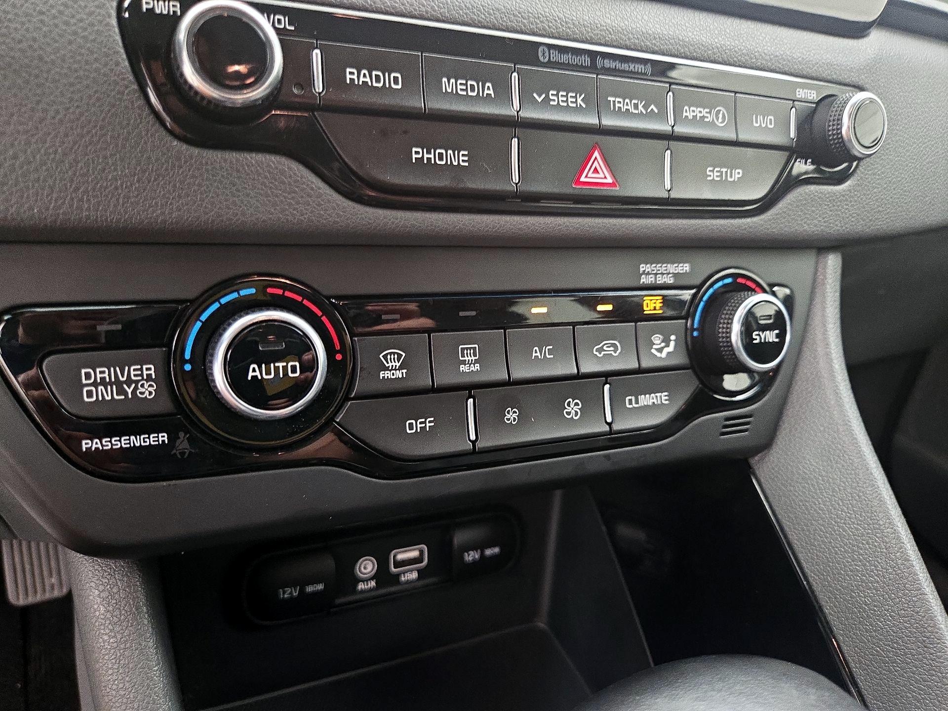 Thumbnail: 2019 Kia Niro - 16