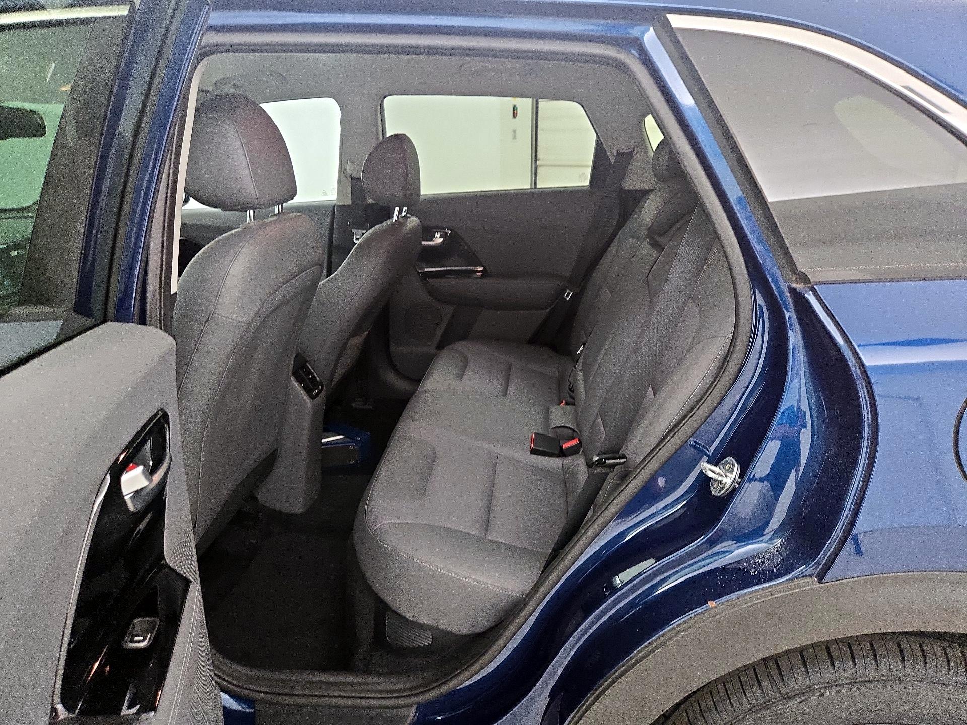 Thumbnail: 2019 Kia Niro - 19