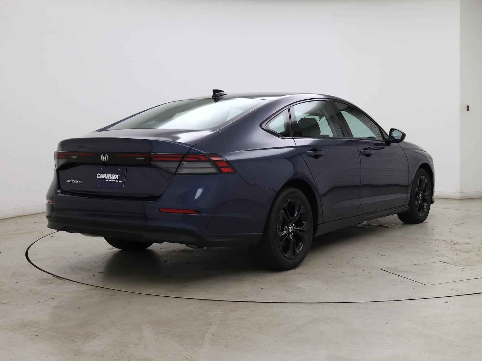 2025 Honda Accord SE - Photo 9