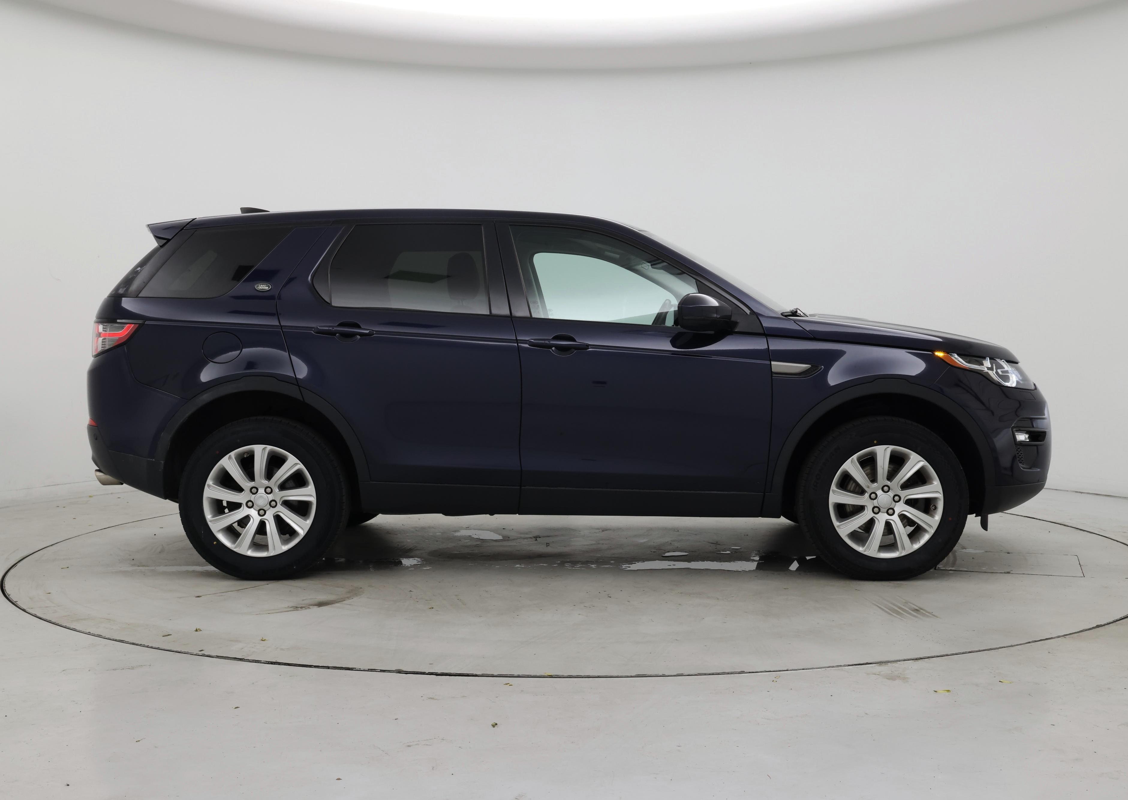 Thumbnail: 2019 Land Rover Discovery Sport - 7