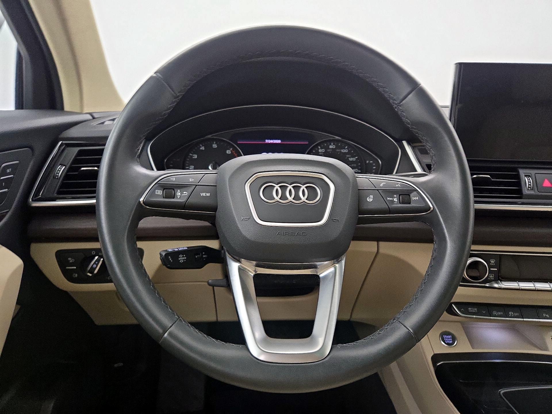 Thumbnail: 2023 Audi Q5 - 10