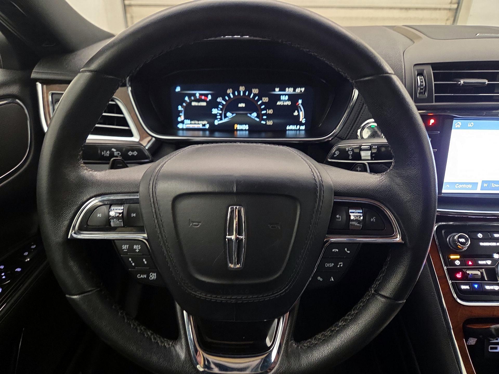 Thumbnail: 2020 Lincoln Continental - 10