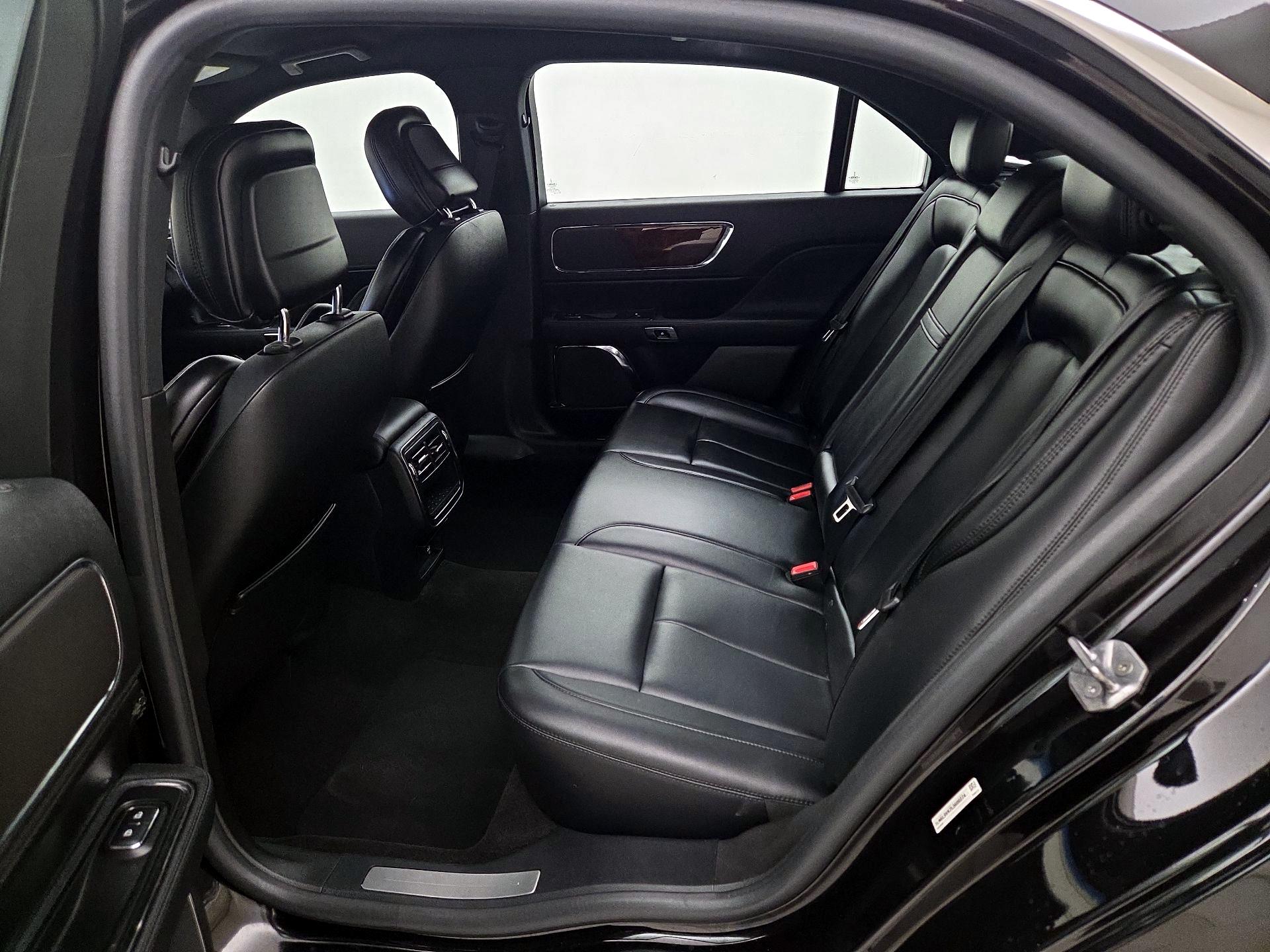 Thumbnail: 2020 Lincoln Continental - 20