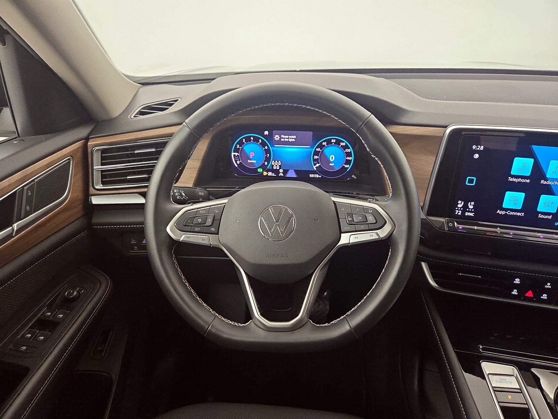 Thumbnail: 2024 Volkswagen Atlas - 10