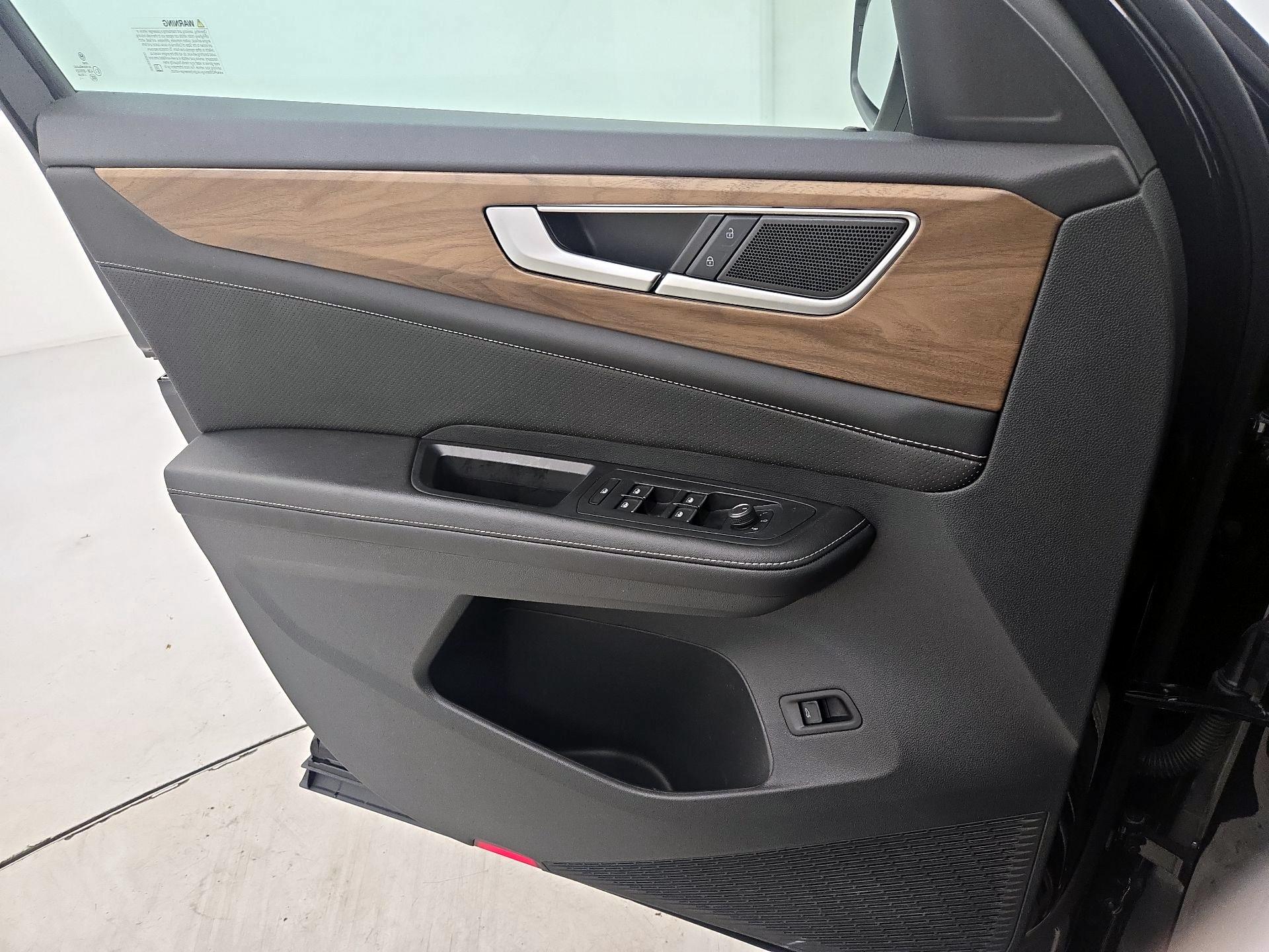 Thumbnail: 2024 Volkswagen Atlas - 12