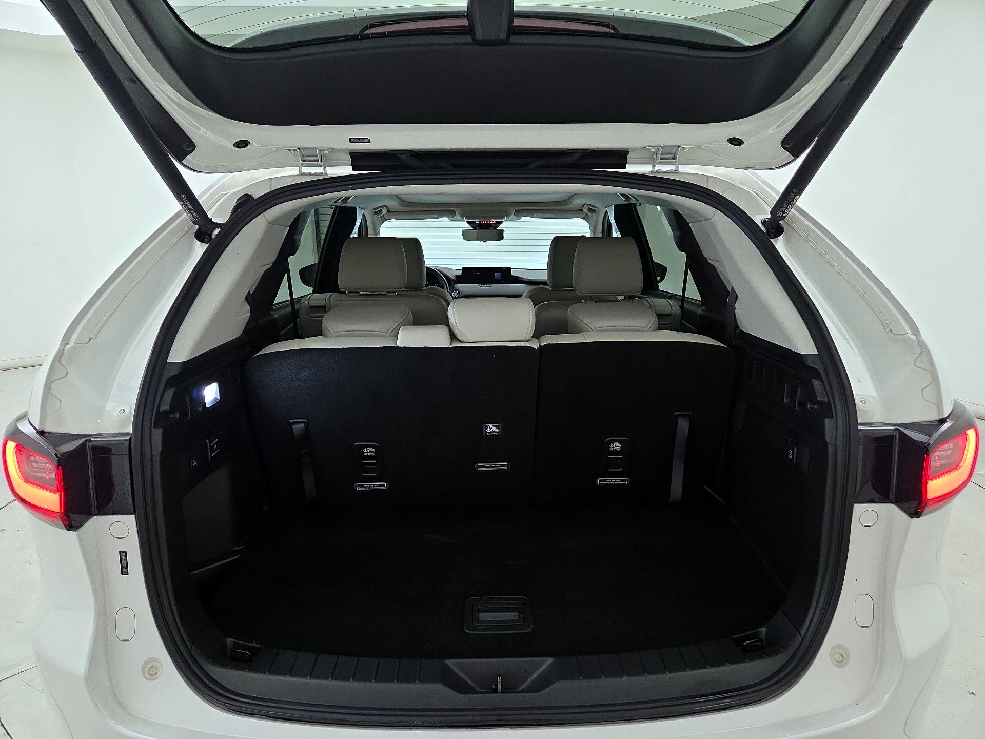 Thumbnail: 2024 Mazda CX-90 - 20