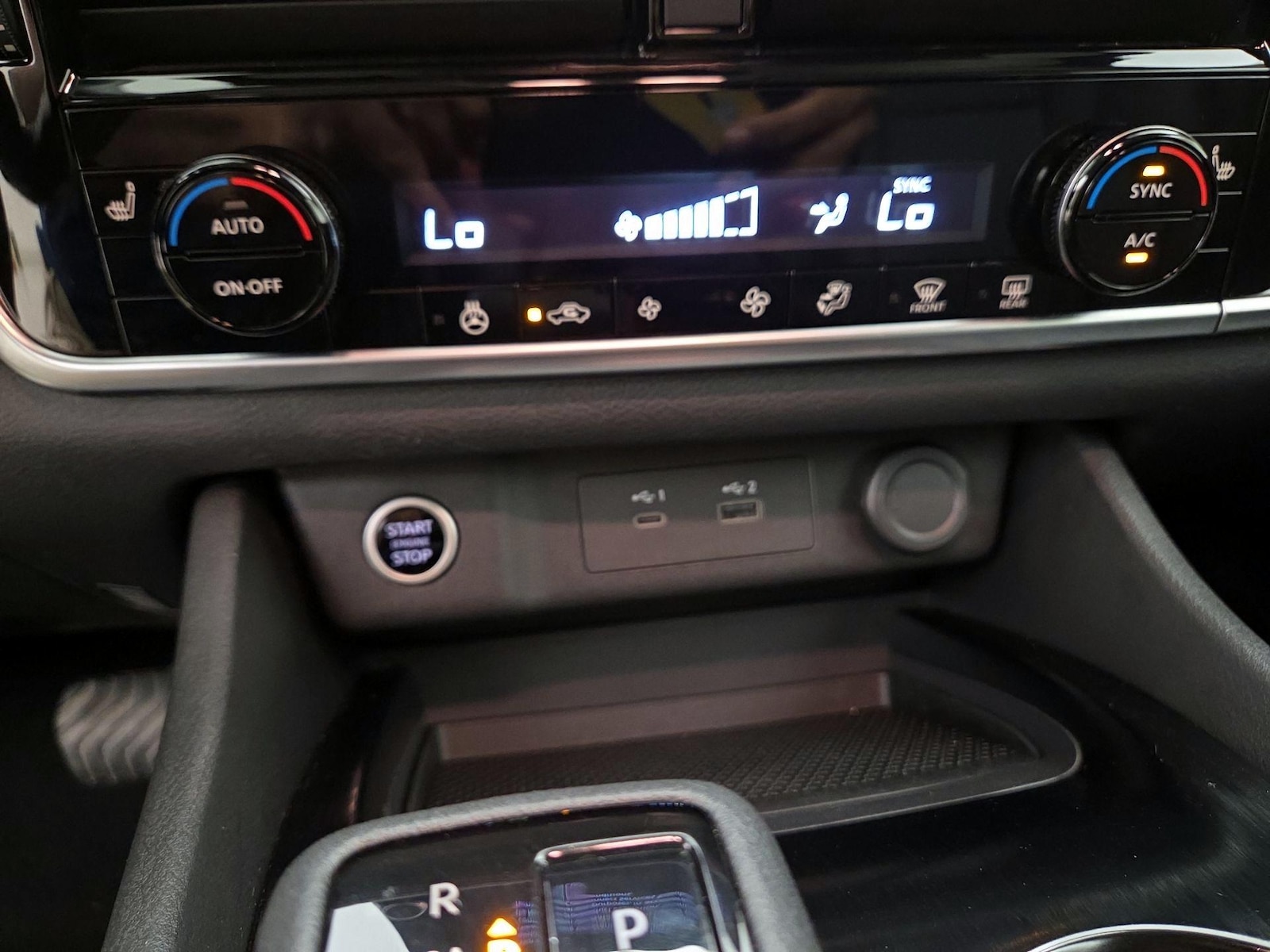 2023 Nissan Rogue SV - Photo 17