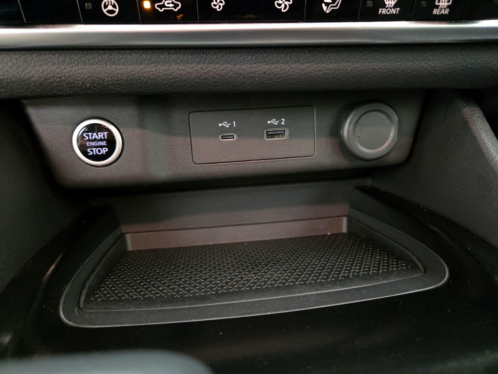 2023 Nissan Rogue SV - Photo 19