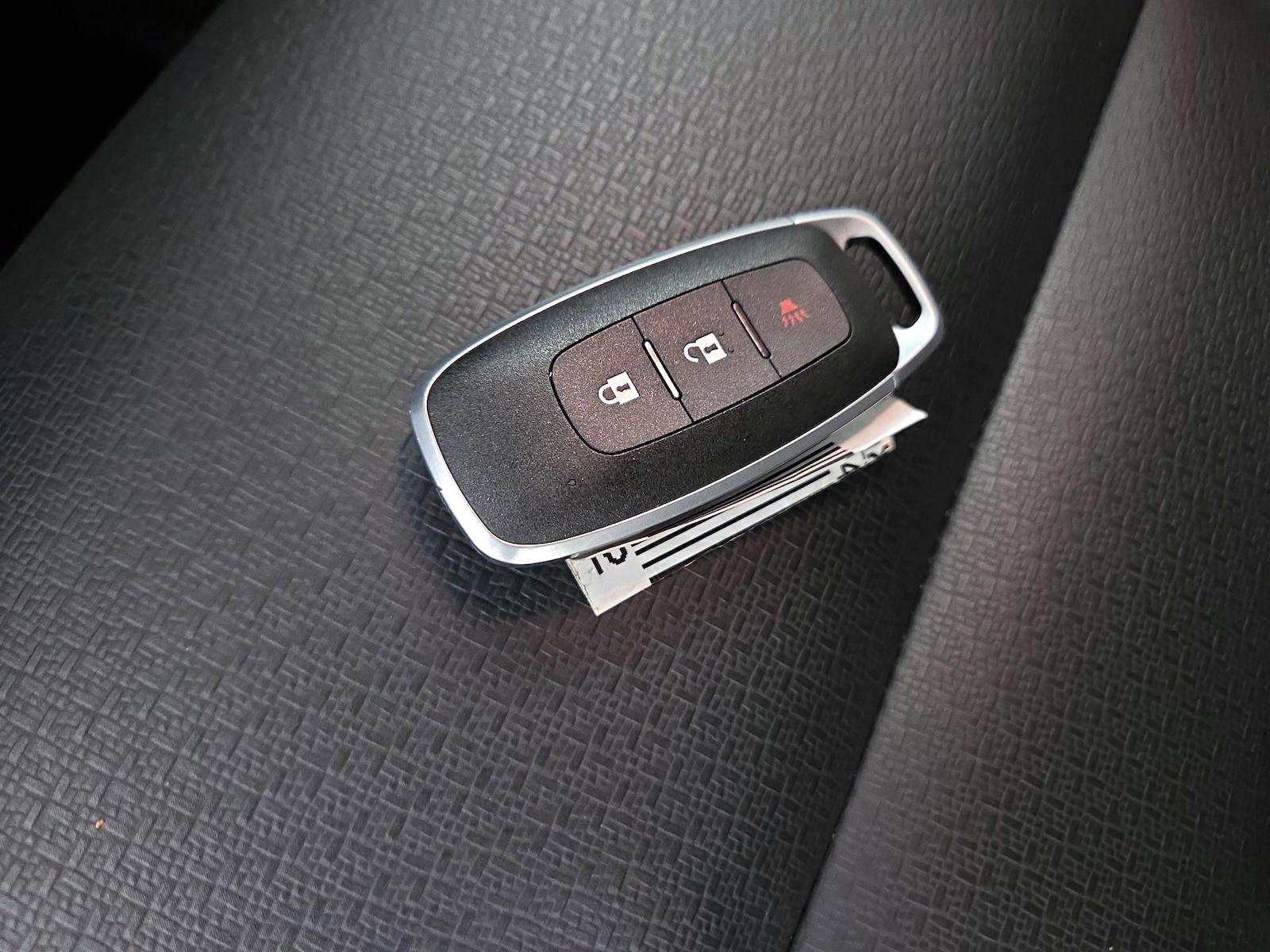 2023 Nissan Rogue SV - Photo 24