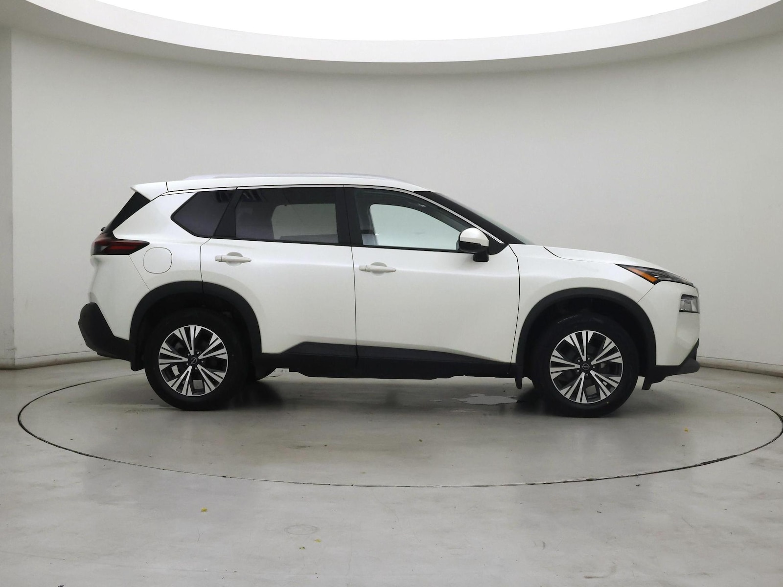 2023 Nissan Rogue SV - Photo 8