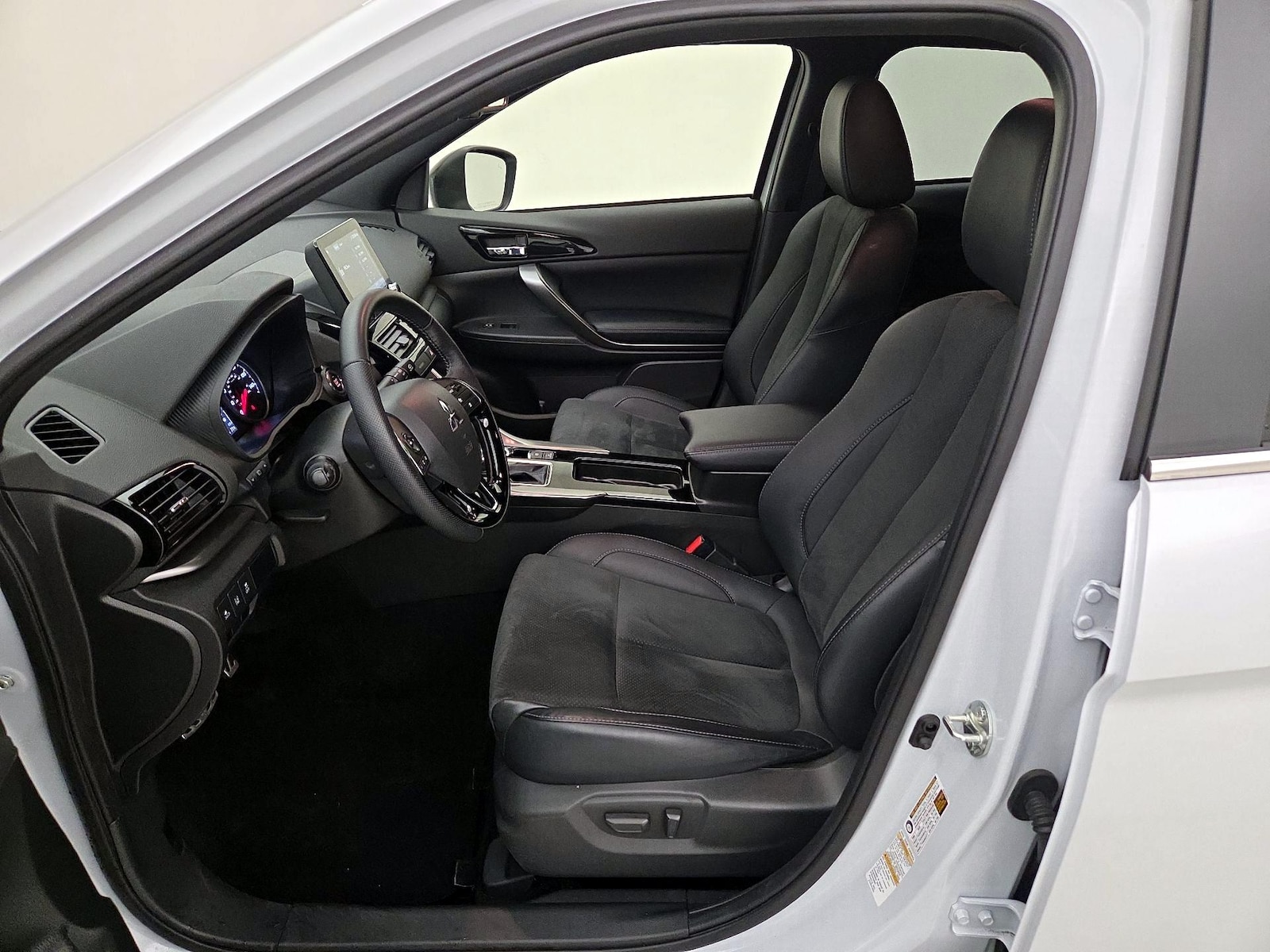 2025 Mitsubishi Eclipse Cross Black Edition - Photo 12