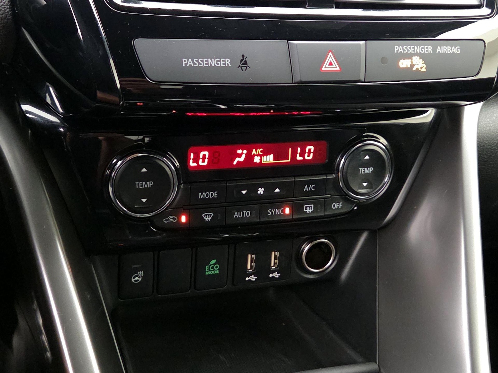 2025 Mitsubishi Eclipse Cross Black Edition - Photo 17