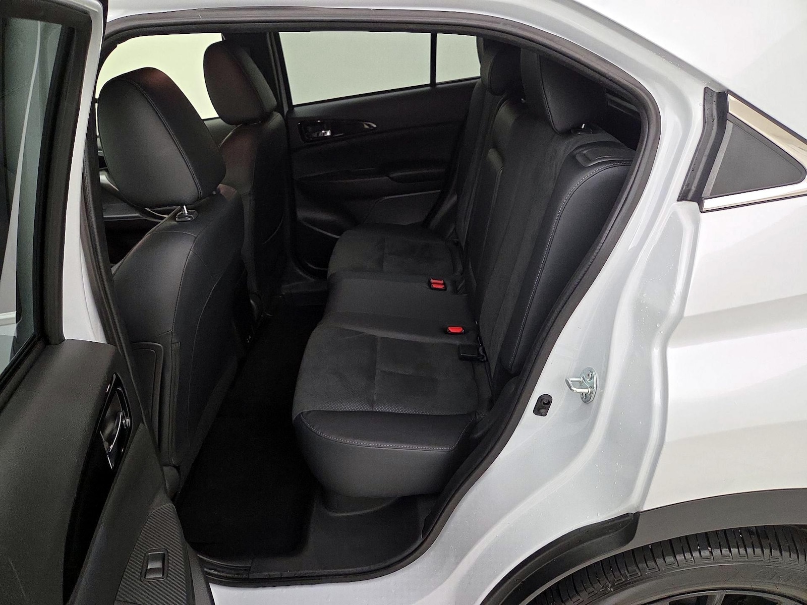 2025 Mitsubishi Eclipse Cross Black Edition - Photo 20