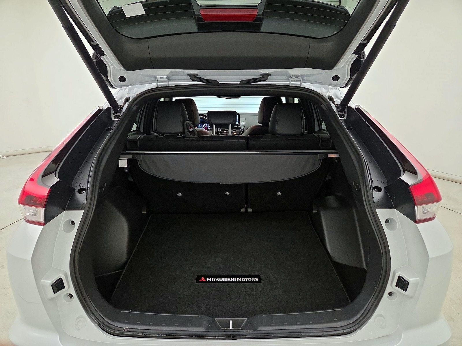 2025 Mitsubishi Eclipse Cross Black Edition - Photo 21