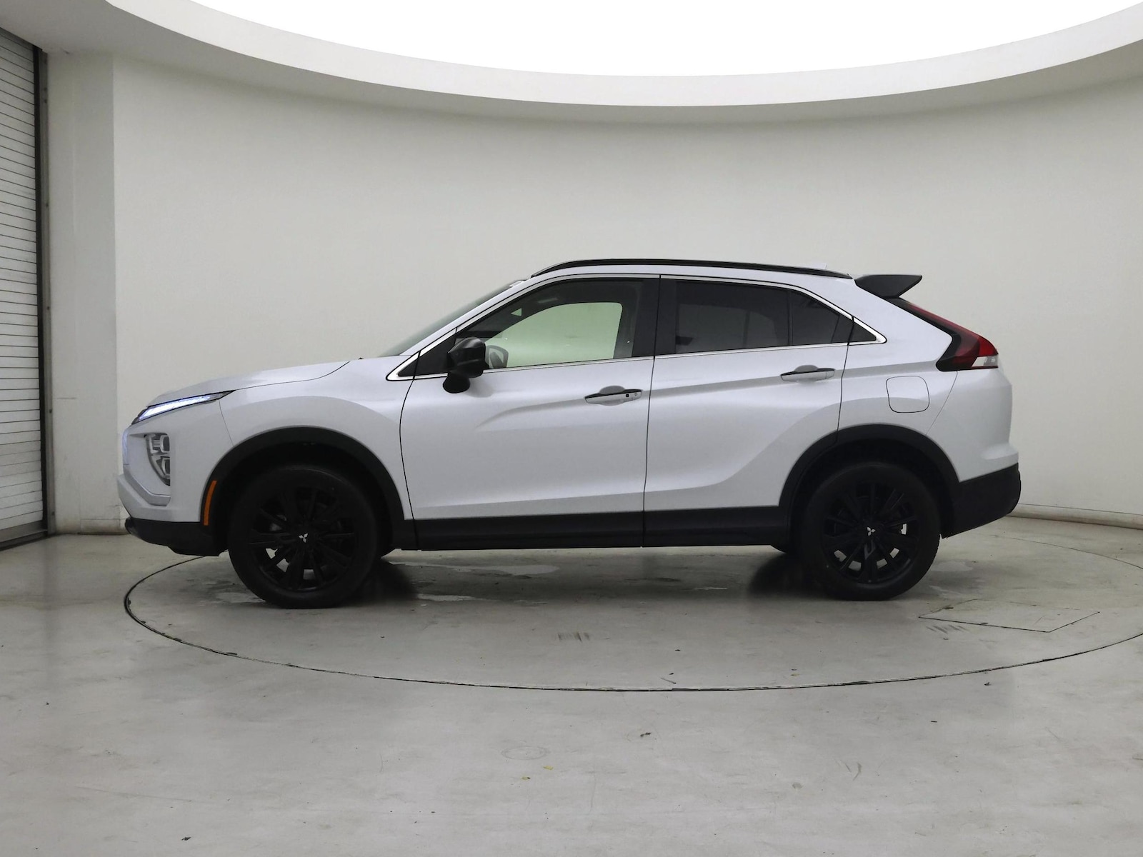 2025 Mitsubishi Eclipse Cross Black Edition - Photo 4