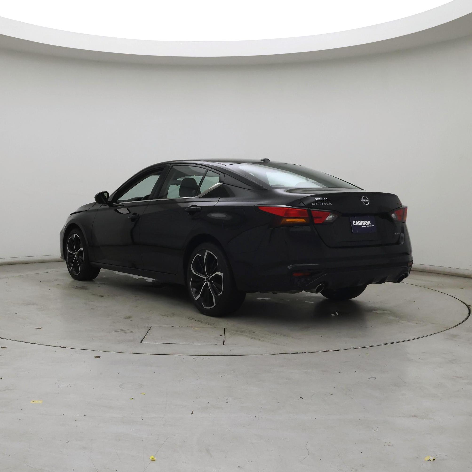 Thumbnail: 2023 Nissan Altima - 2