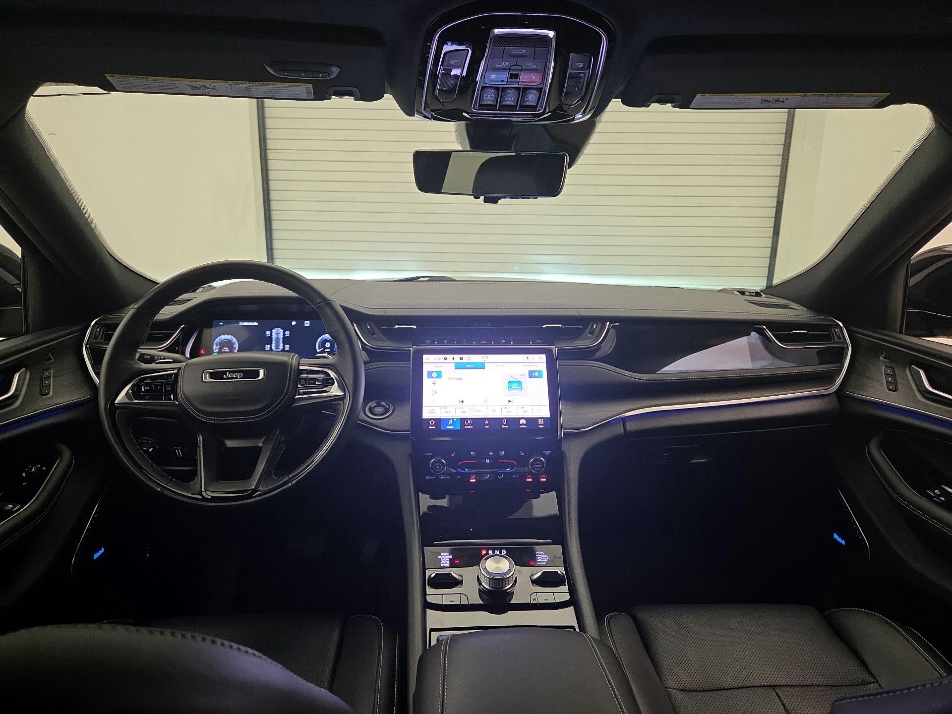 Thumbnail: 2023 Jeep Grand Cherokee - 9