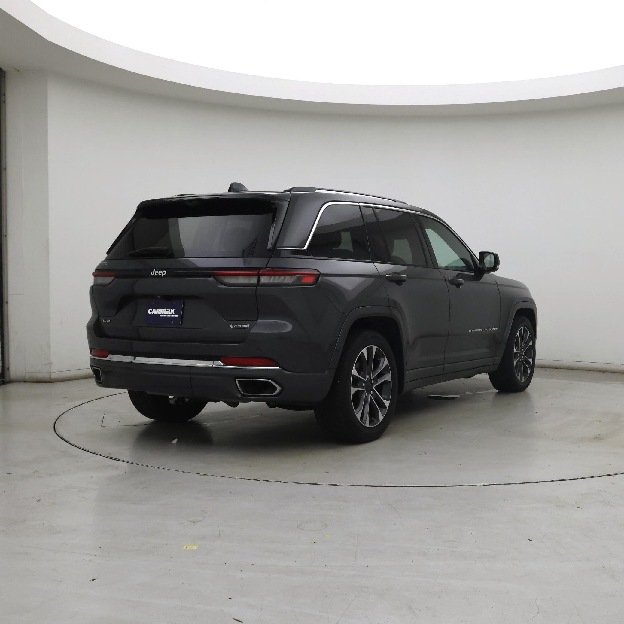 Thumbnail: 2023 Jeep Grand Cherokee - 8