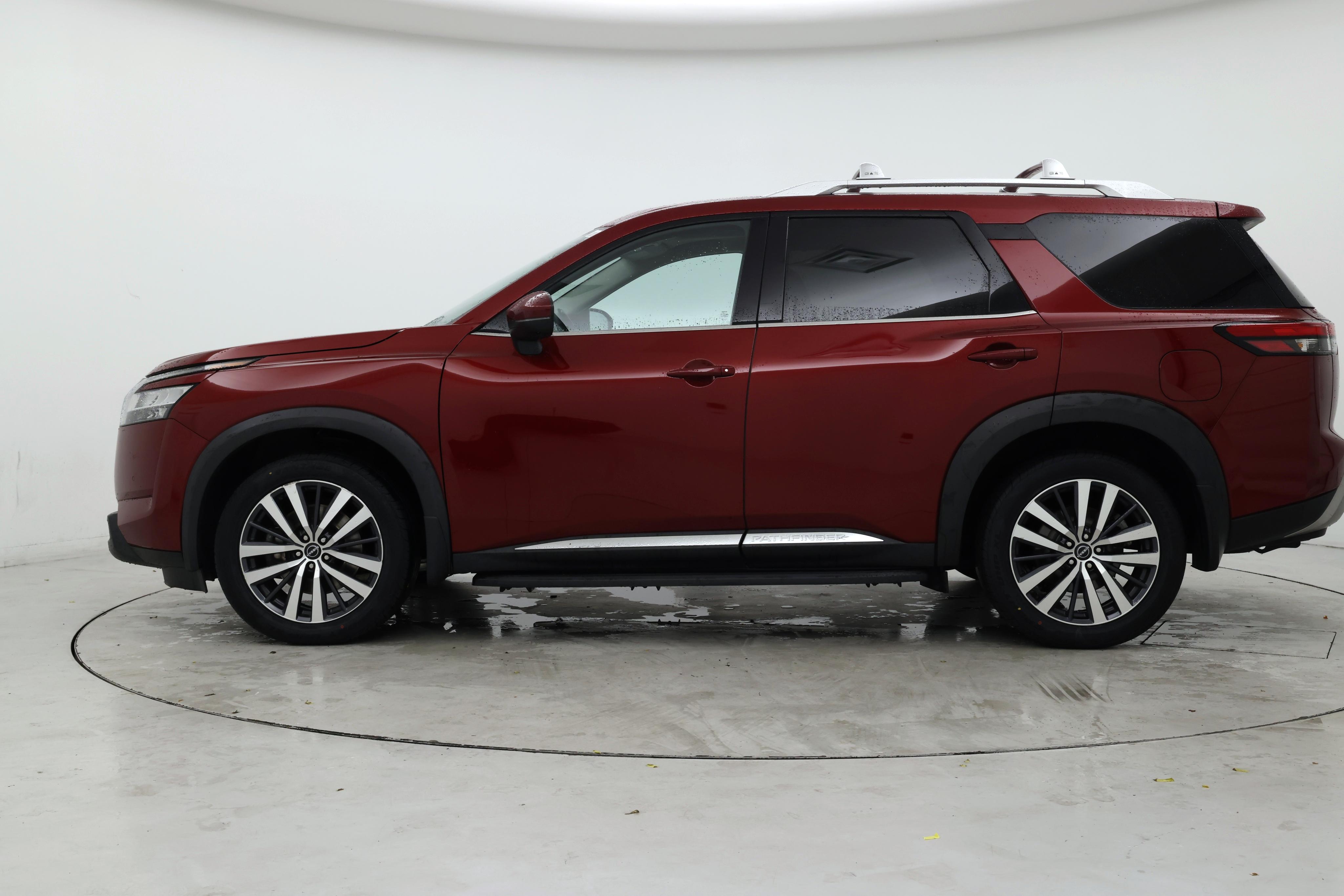 Thumbnail: 2022 Nissan Pathfinder - 3