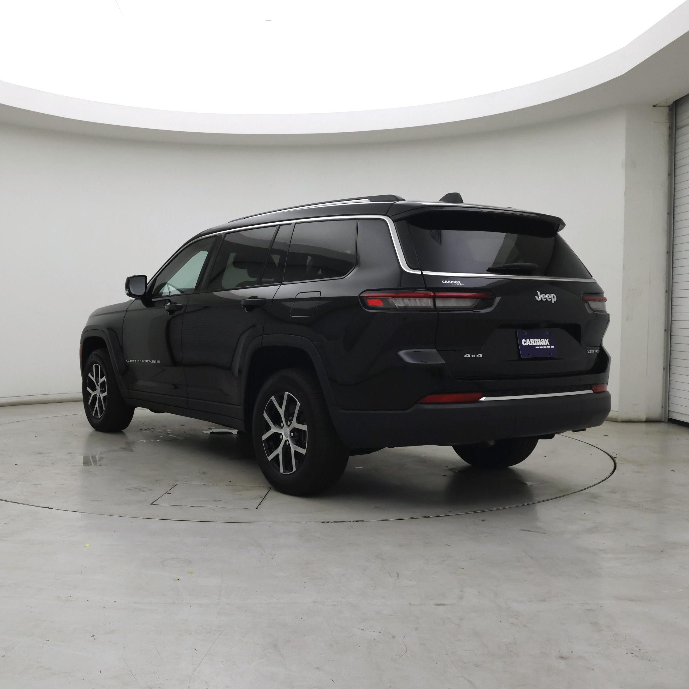 Thumbnail: 2023 Jeep Grand Cherokee L - 2