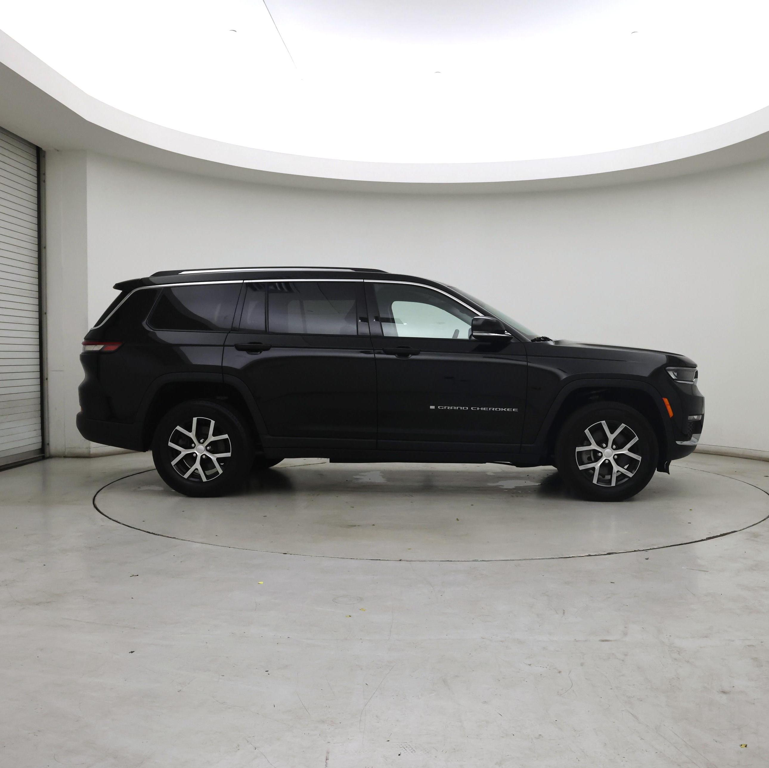 Thumbnail: 2023 Jeep Grand Cherokee L - 7