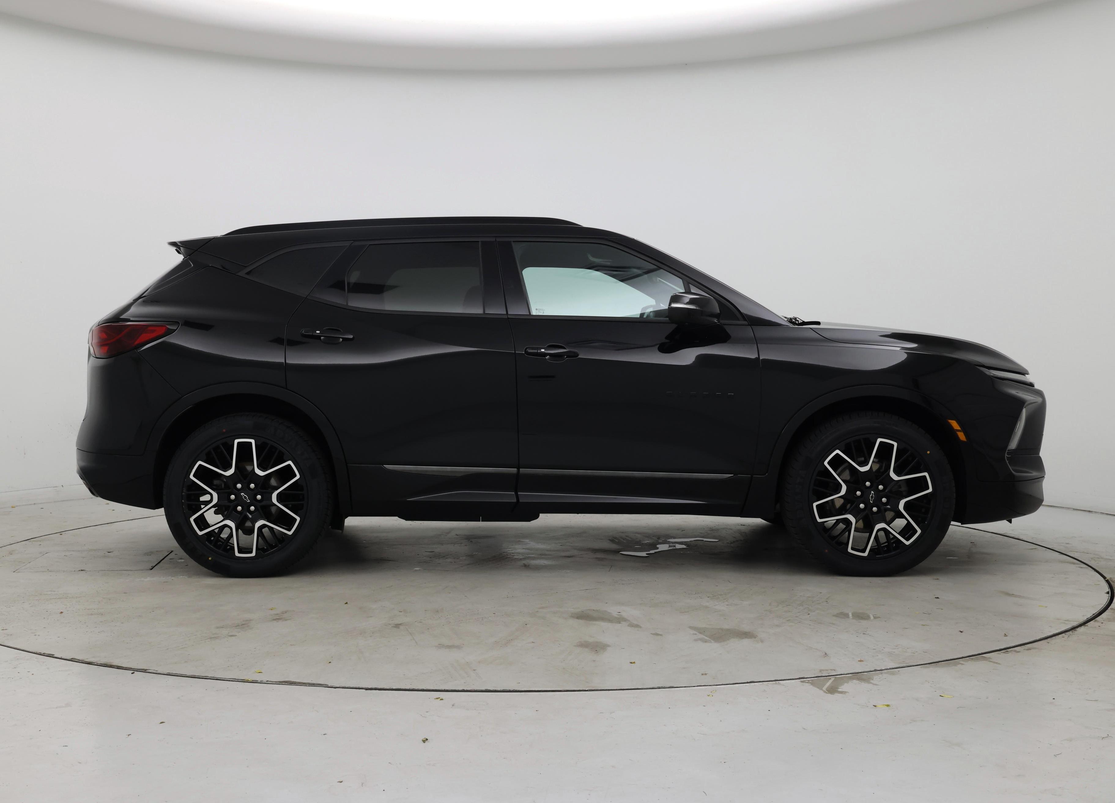 Thumbnail: 2023 Chevrolet Blazer - 7