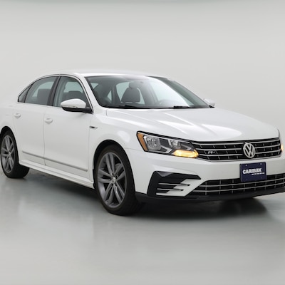 2017 Volkswagen Passat R-Line