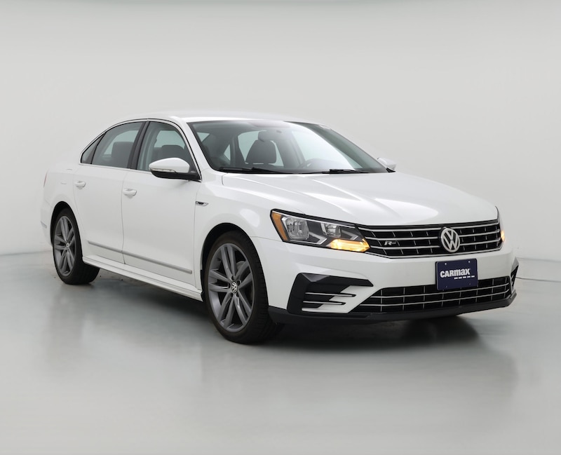 2017 Volkswagen Passat R-Line