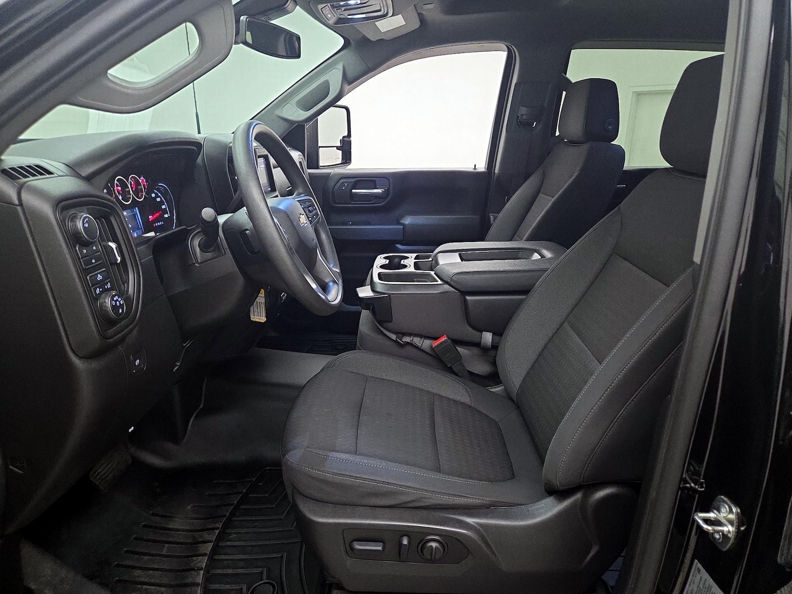 2023 Chevrolet Silverado 2500HD Custom - Photo 12