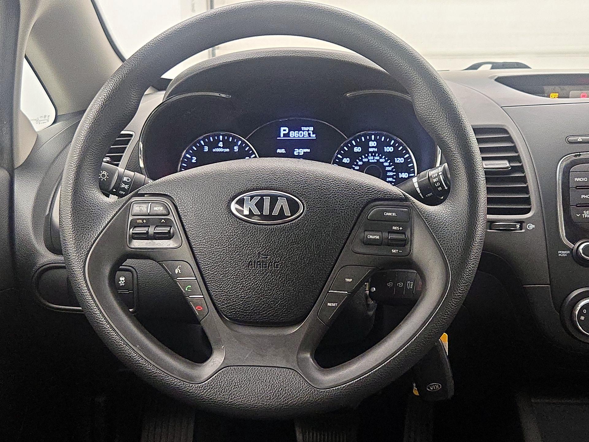 Thumbnail: 2018 Kia Forte - 10