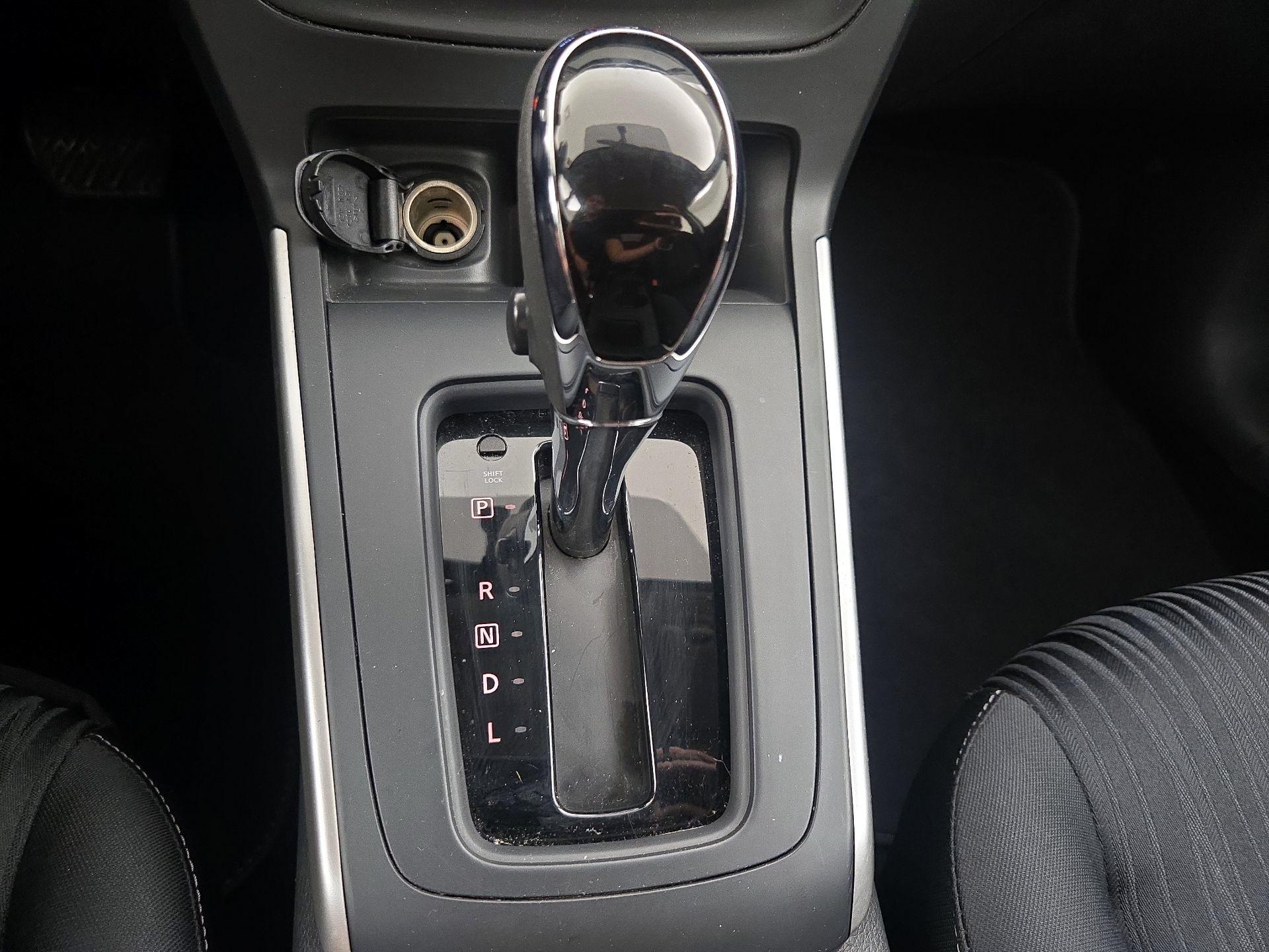 Thumbnail: 2019 Nissan Sentra - 17